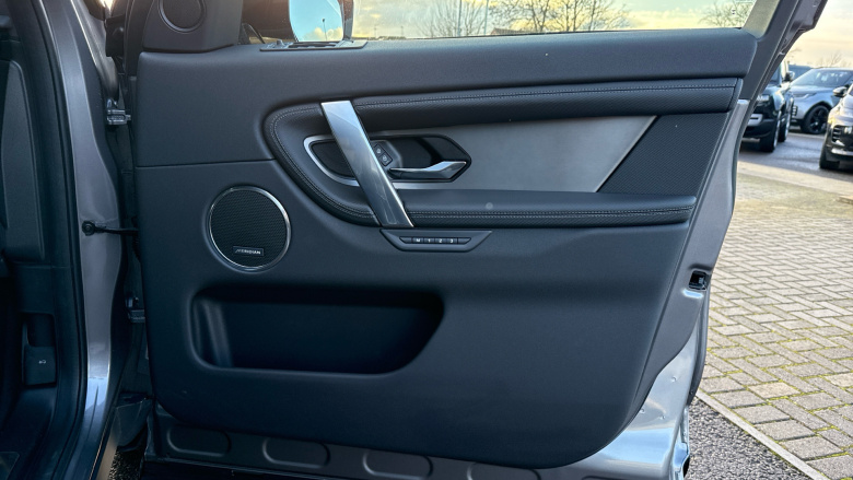 Land Rover Discovery Sport 2.0 D200 Dynamic SE 5dr Auto [5 Seat] Diesel Station Wagon